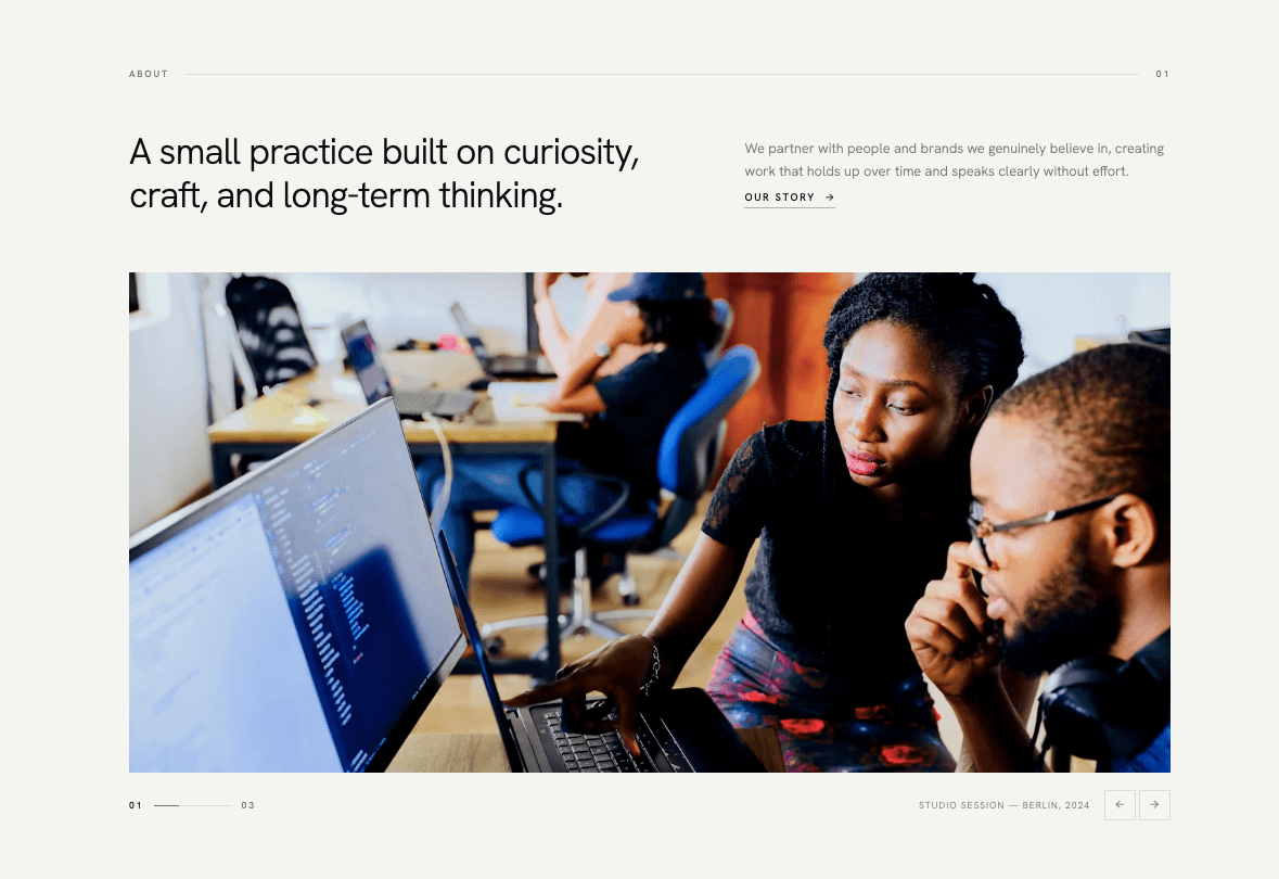 About Section HTML CSS JS with Image Carousel
